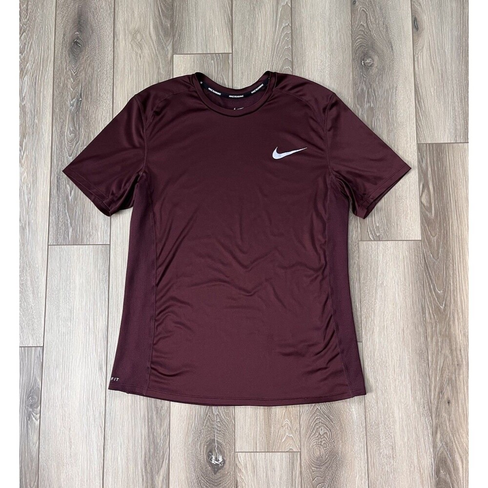 Nike Running Shirt Mens Sz Medium Red Dri-FIT Short Sleeve Athletic Top